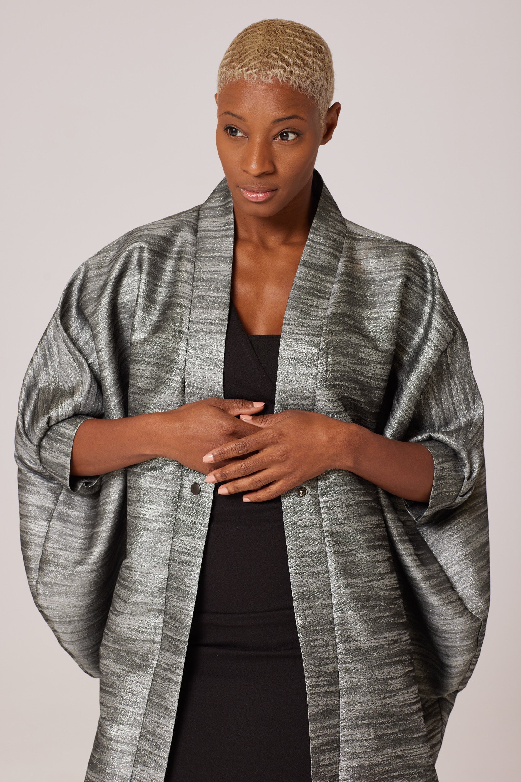 SilverSandsWhirlKimono, StormyEleganceWrap, MetallicDesertHarmony, GlisteningSandMidi, SilverTempestKimono, SandDustRadianceWrap, ShimmeringStormChic, MistySilverDunesKimono, WhirlwindSilverCharm, SandstormMidiElegance,